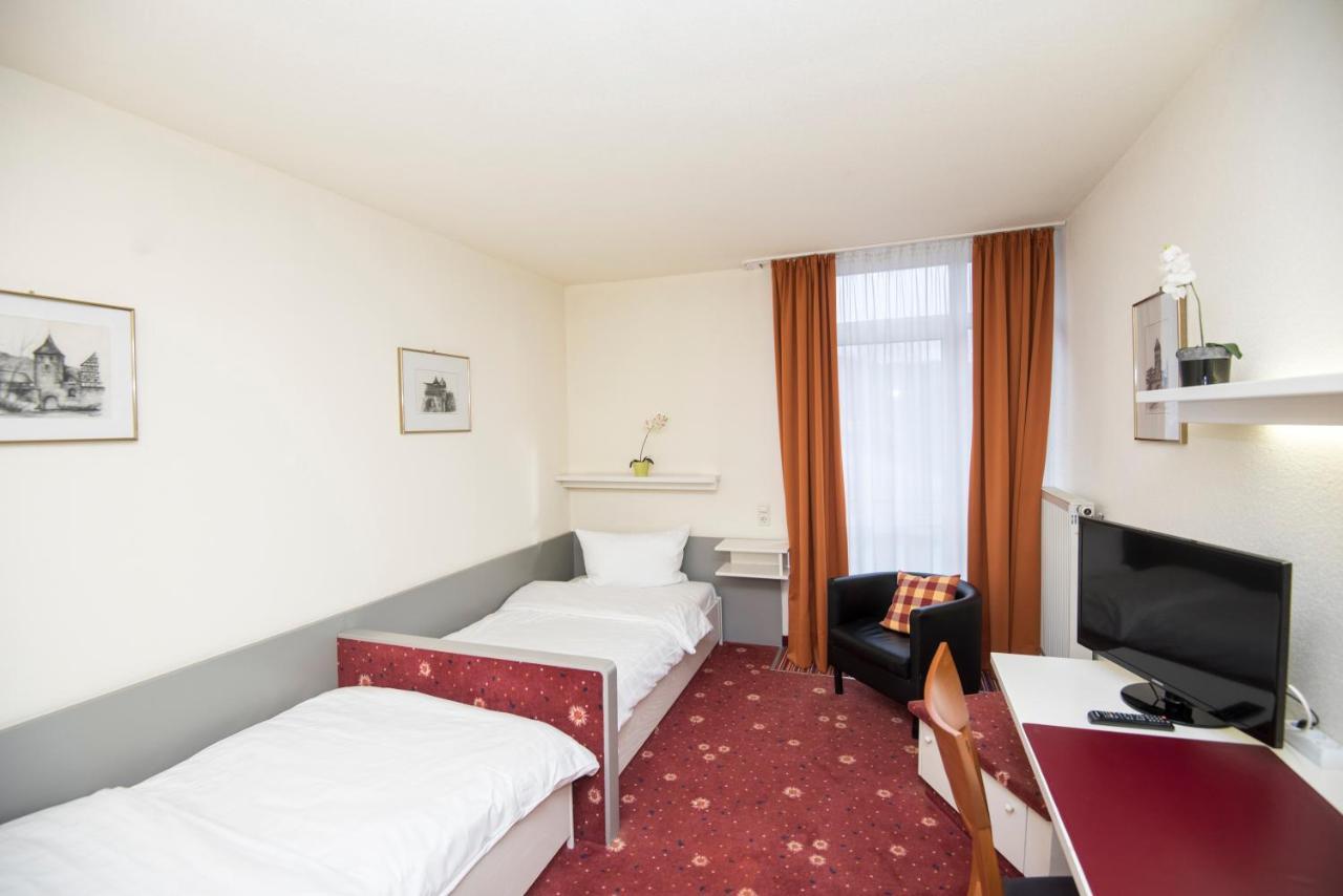 Akzent Hotel Hoehenblick Muehlhausen im Taele Exterior photo