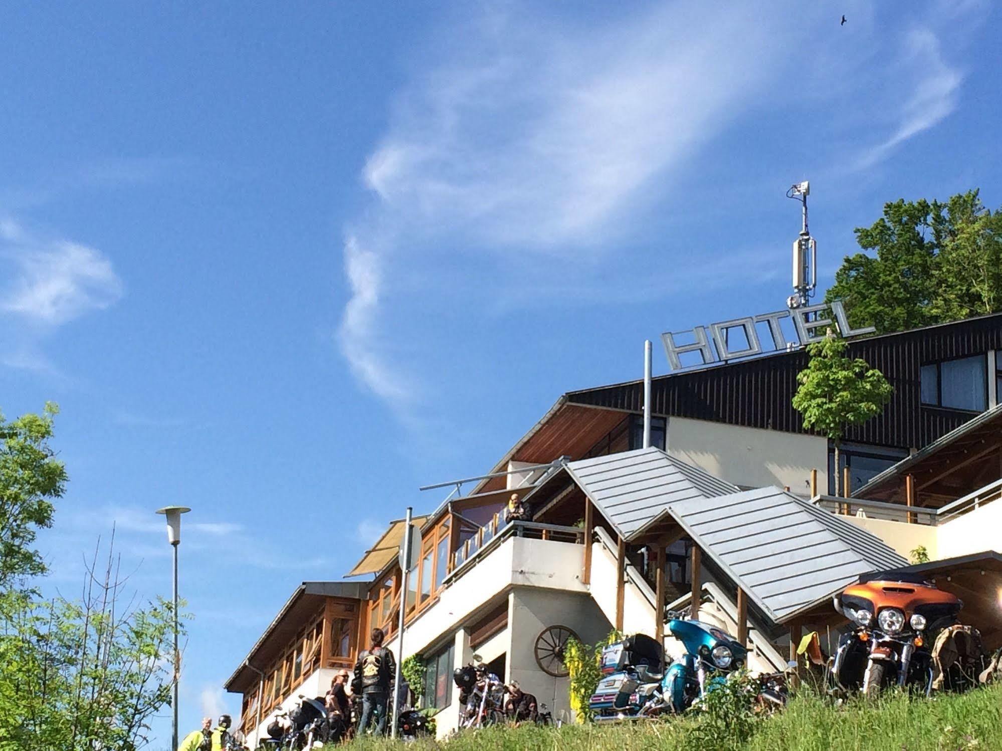Akzent Hotel Hoehenblick Muehlhausen im Taele Exterior photo